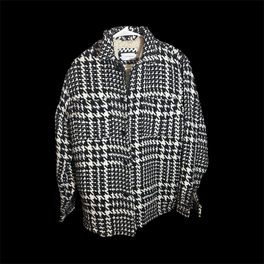 Chic Houndstooth Patterned Jacket - image 1